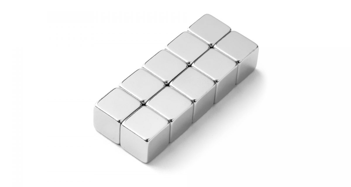 Silný neodymový magnet kostka 10x10x10 mm